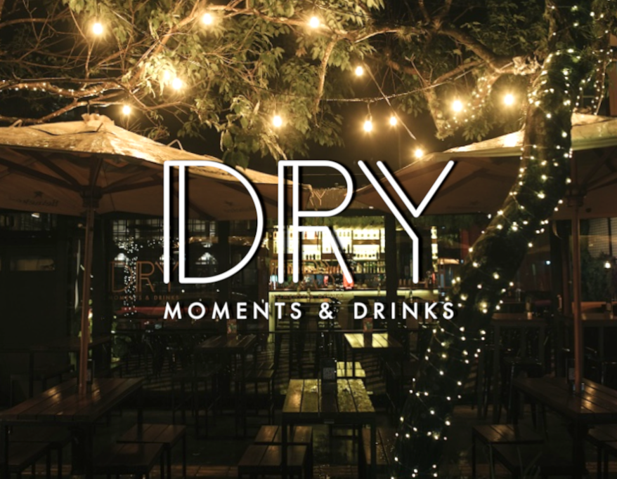 Dry Moments & Drinks